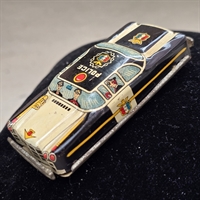 sort-hvid-metal-politibil-gammel-metalbil-fra-Japan